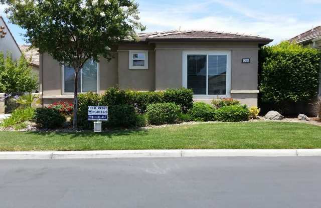 Clean Neat 55+ Legends Plan 1 with excellent location in Four Seasons photos photos