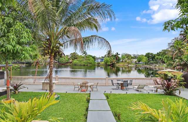 2145 NW 133rd St photos photos