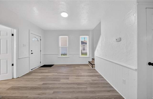 511 Brown Street Gallery 3