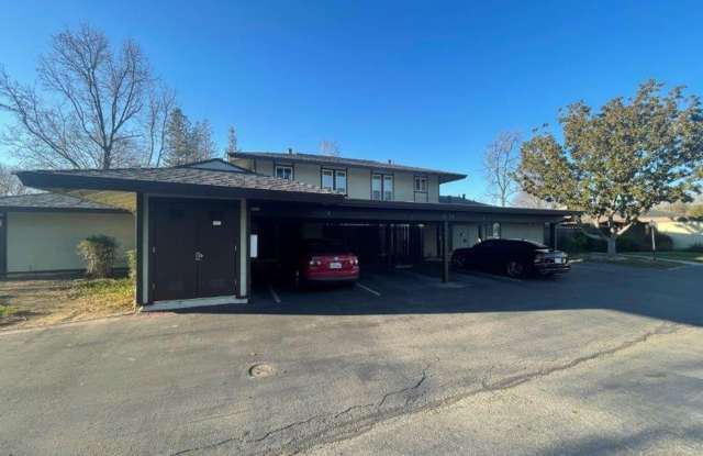 Concord! Nice 2 bedroom 1 bath unit, walk to 12 grades of school, indoor laundry hook-ups! photos photos