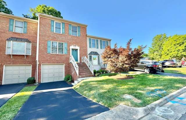 4732 Wembley PL SW - 4732 Wembley Place Southwest, Roanoke, VA 24018