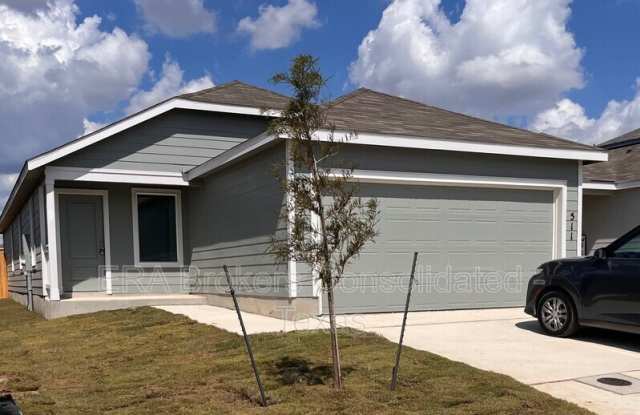 511 Sarah Way - 511 Sarah Way, Guadalupe County, TX 78108