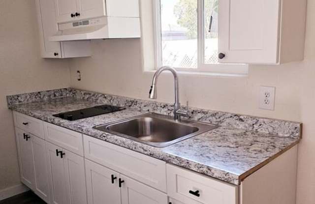 818 Dool Ave unit: B photos photos