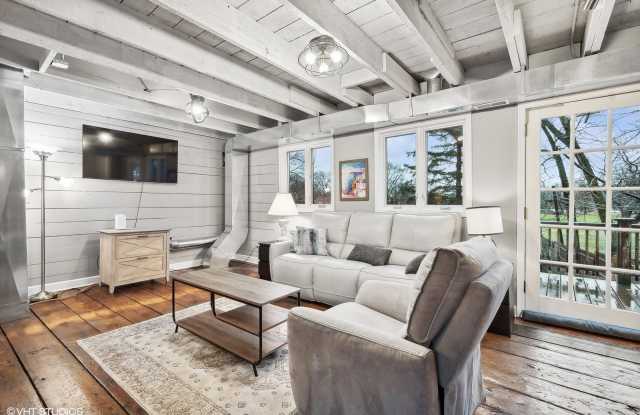 2404 Ridge Avenue Gallery 4