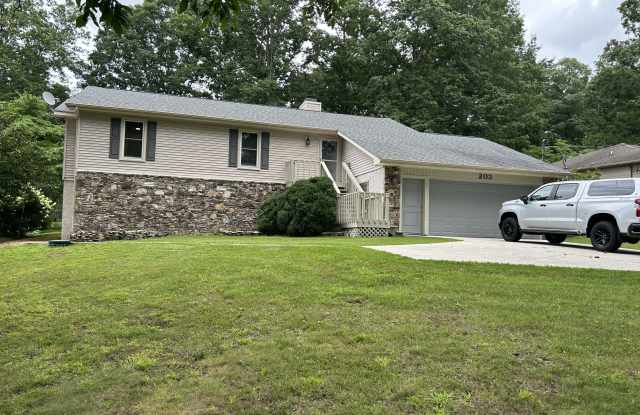 203 Snead Drive photos photos