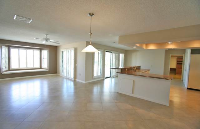 12814 W Castlebar Dr Gallery 4