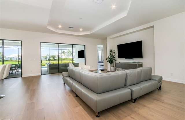 11110 Canal Grande Dr lot: 253 Gallery 2