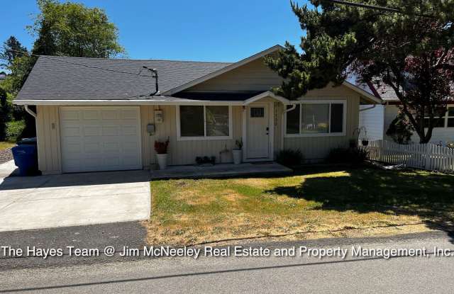 1732 NW 34th St. - 1732 Northwest 34th Street, Lincoln City, OR 97367