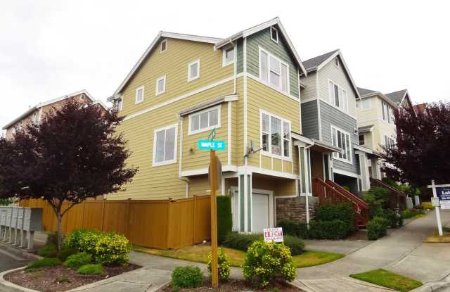 UP SCHOOLS! 3 bdrm, 2.5 bath, $2695 rent Gallery 4