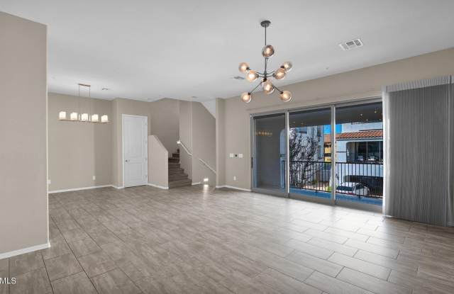 17657 N 77th Place Gallery 4