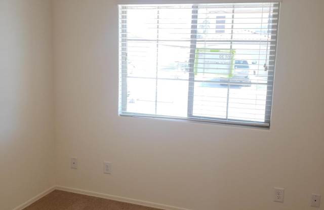 8721 S 253RD Drive Gallery 4