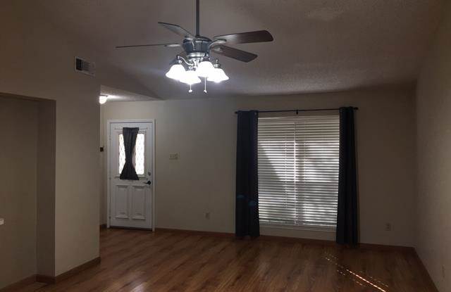 1318 Wisteria Way Gallery 3