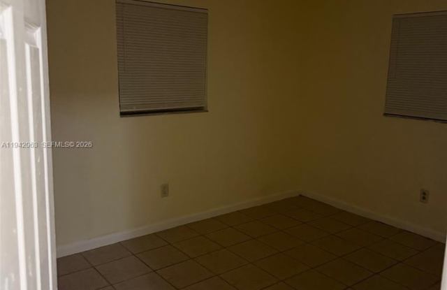 304 NW 6th Ave photos photos