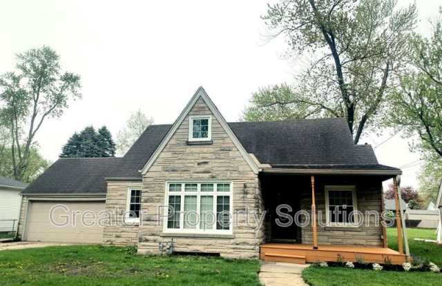 625 E South St photos photos