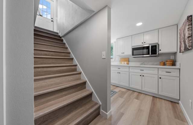 Updated North Tacoma 1-Bedroom with Patio & In-Unit Laundry Gallery 4