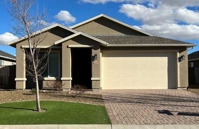 3 Bedroom + Office in Highlands Ranch, Chino Valley photos photos