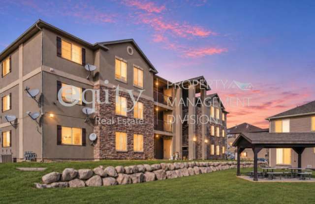 3812 East Rock Creek Road#8 Gallery 1