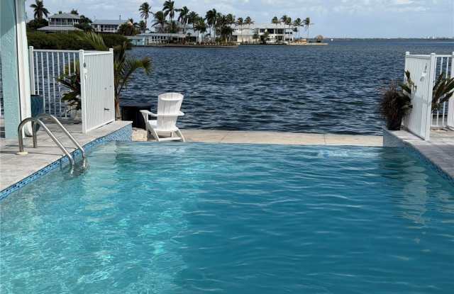 4743 Pine Island Road NW photos photos