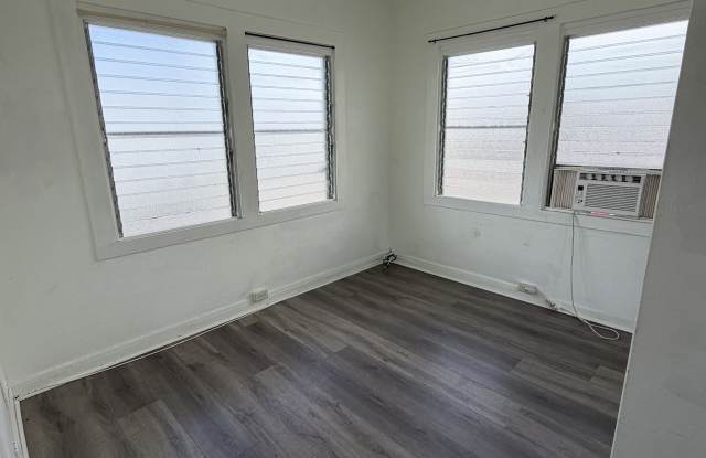 1768 Silva Street - B Gallery 3
