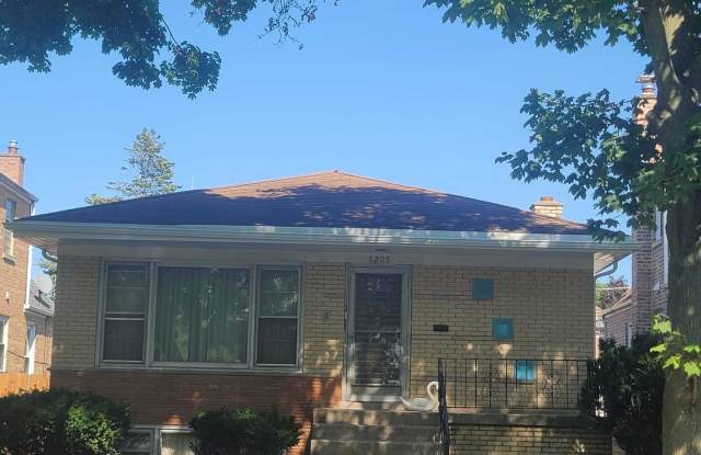 8205 S Spaulding Avenue photos photos