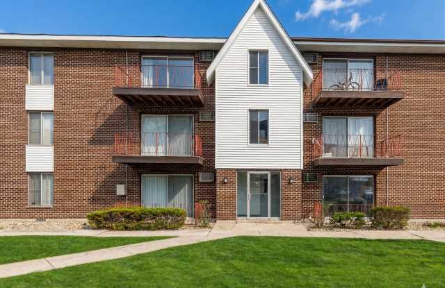 Come see our Second Floor Two Bedroom Apartment with updated flooring, photos photos