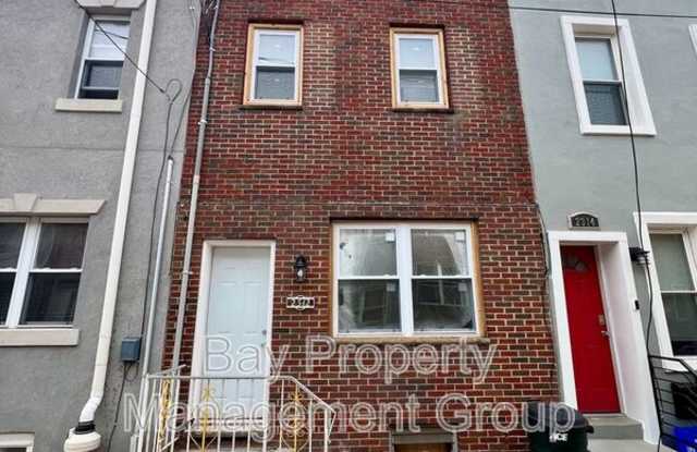 2312 Greenwich St photos photos