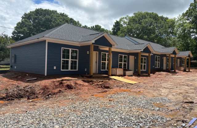 New Construction 2 Bedroom 1 Bath apartment in Downtown Clover photos photos