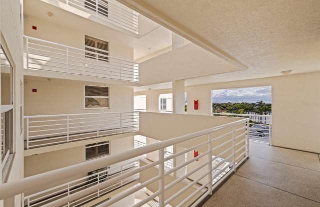 6105 BAHIA DEL MAR CIRCLE photos photos