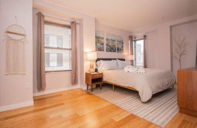 Charming 2 Bedroom Condo photos photos