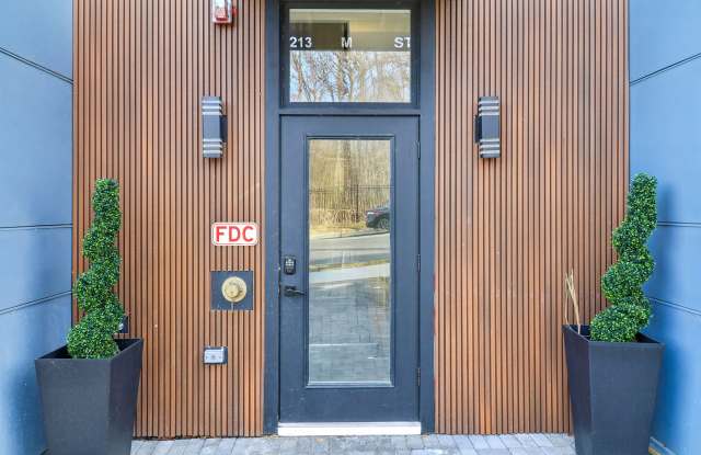 2213 M Street Northeast - 1Unit 4 photos photos