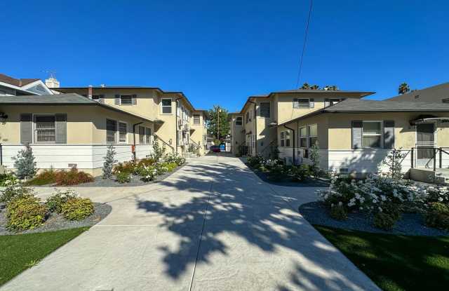 32-100 Marengo Apts photos photos