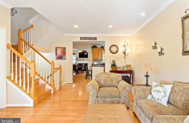 4642 DEERWATCH DRIVE Gallery 3