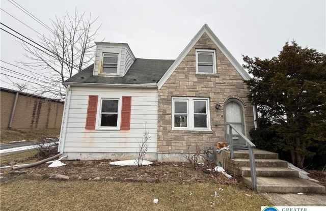 897 N Godfrey Street photos photos