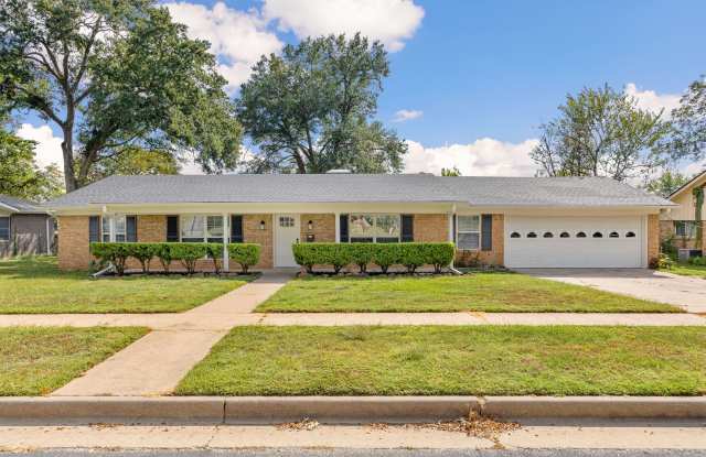 Completely Remodeled Four Bedroom - 119 East Samuel Street, Tyler, TX 75701