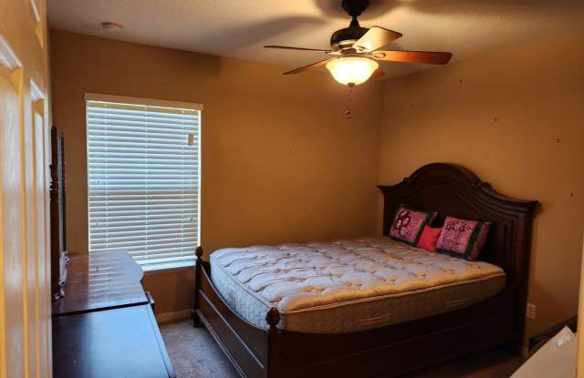 3 Bedroom Townhome in Sanford Gallery 2