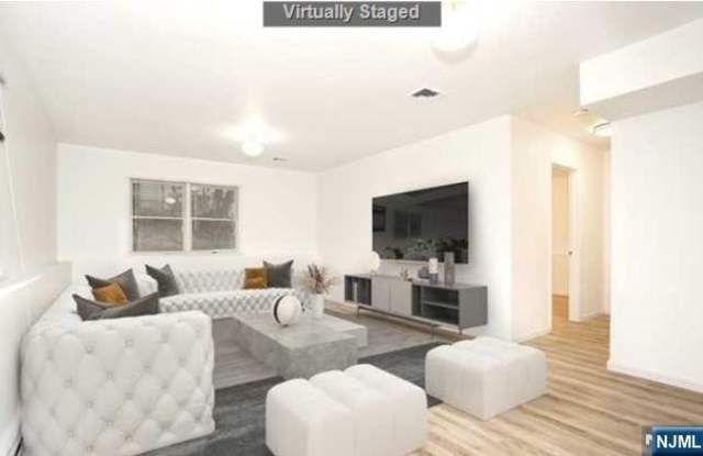 2052 Hoefleys Lane photos photos