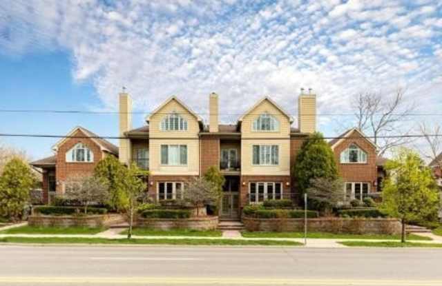 930 W Huron Street photos photos