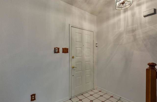 1806 Leafwood Court Gallery 4