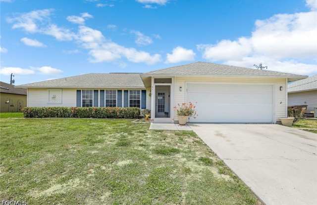 3518 SW 8th Court Gallery 1