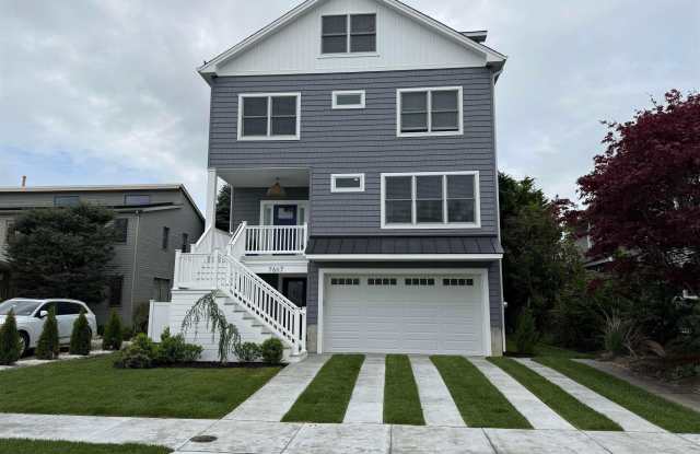 7607 Burk Ave photos photos