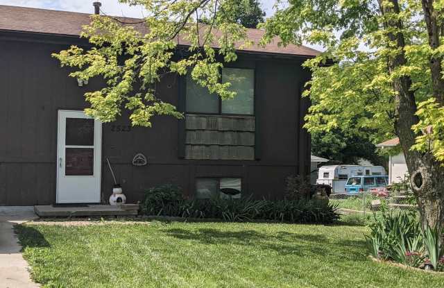 2523 Virginia Street - 2523 Virginia Street, Bellevue, NE 68147