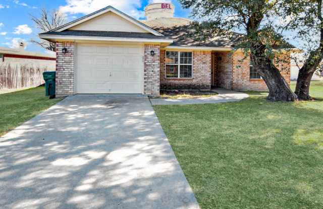 1011 Carla Kay Dr - 1011 Carla Kay Drive, Belton, TX 76513