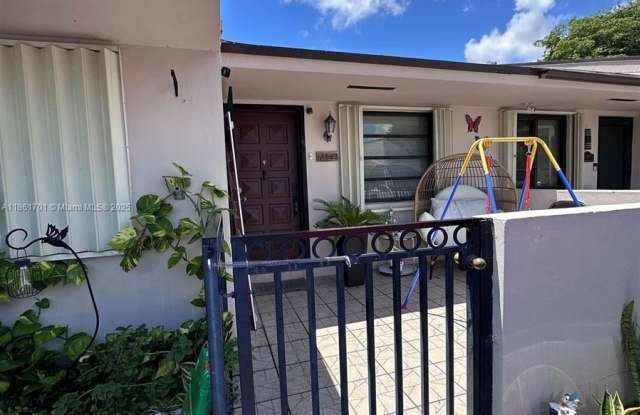 12253 SW 24th Ter photos photos