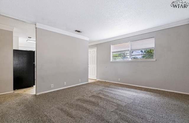 1628 PARKDALE DRIVE Gallery 3