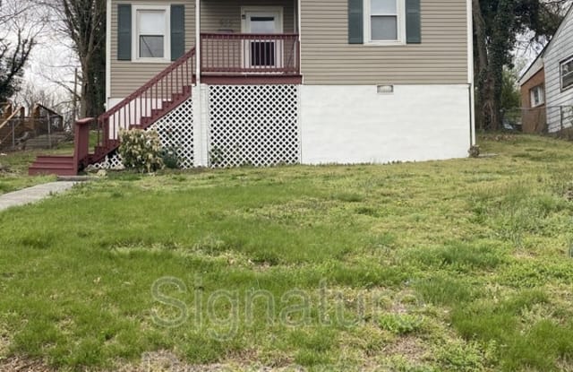 925 Kellogg Ave NW - 925 Kellogg Avenue Northwest, Roanoke, VA 24012