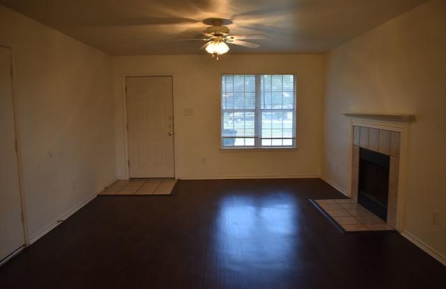 3 BR 2 BATH HARKER HEIGHTS DUPLEX Gallery 4