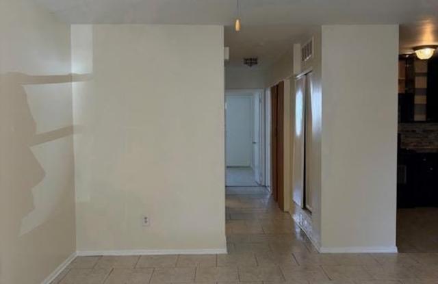 2823 NORCROSS LANE Gallery 3