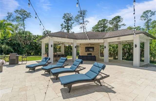 5420 Boxwood Way Gallery 4