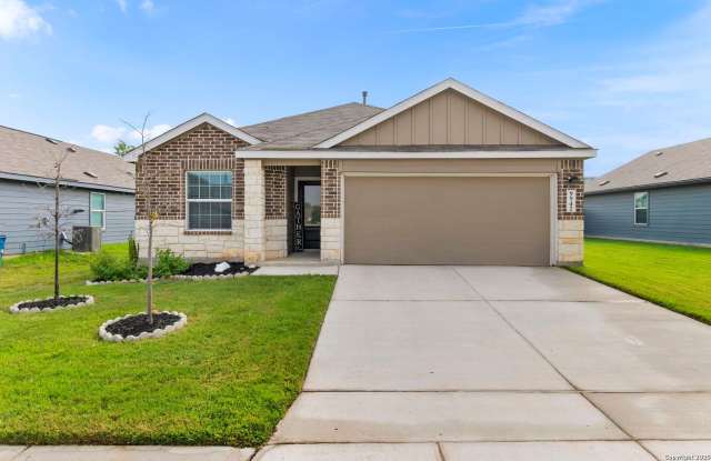 BEAUTIFUL 4-BEDROOM, SINGLE-STORY HOME IN RHINE VALLEY photos photos