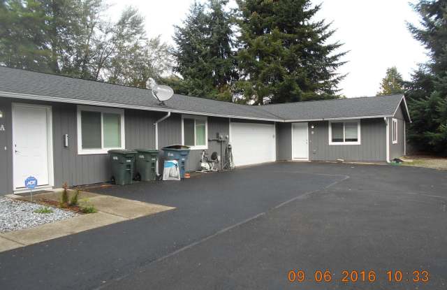 Beautiful Puyallup Duplex - 1525 29th Avenue Court Southwest, Puyallup, WA 98373